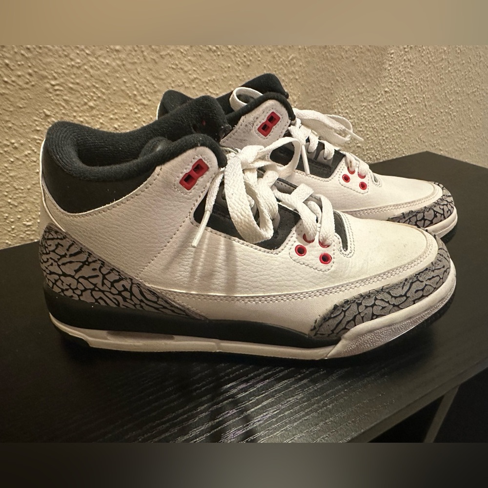 Air Jordan 3 Retro Infrared